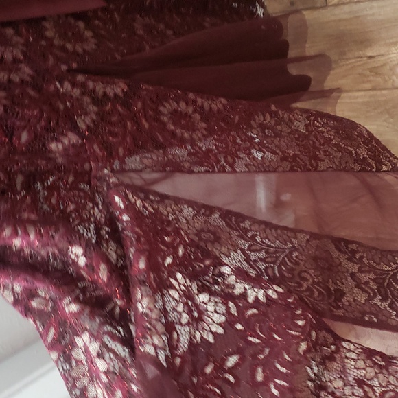 Dress - Picture 3 of 4